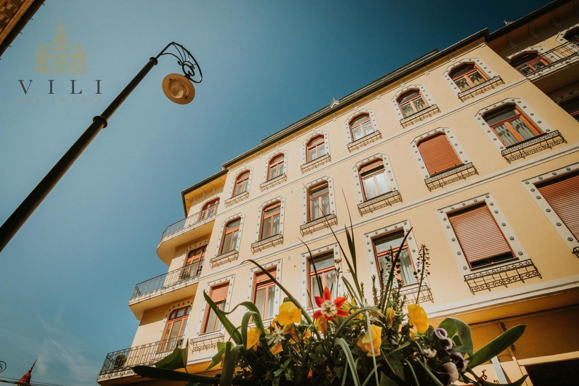 Vili Apartments Oradea Eksteriør bilde